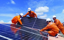 Đề xuất khuyến khích điện mặt trời mái nhà của Bộ Công Thương bị đánh giá 'chưa hấp dẫn'