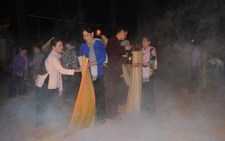 150 người dân làng chiếu diễn show Chợ chiếu ma Định Yên