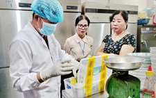 2.100 người ngộ độc, 28 người chết mỗi năm, báo động thực phẩm bẩn