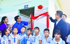 Làm mới 16 nhà vệ sinh cho học sinh vùng xa Lâm Đồng