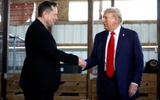 Động cơ khiến tỉ phú Elon Musk dốc sức ủng hộ ông Trump
