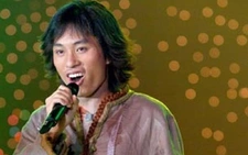 Divo Tùng Dương đáp trả cực hài khi bị fan chê xấu trai