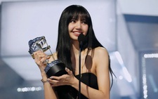 APT. của Rosé bùng nổ, Lisa tự đề cử, BTS khét tiếng nhưng Grammy vẫn là giấc mơ quá xa vời