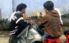 Cấm thuốc lá điện tử, phụ huynh học sinh vui mừng