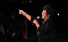 Liz Mitchell của Boney M, Samantha Fox và Joy Band 'đốt cháy' sân khấu Đà Lạt 18.000 khán giả