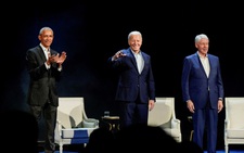Cựu tổng thống Bill Clinton nói ông Trump đánh cắp thành quả kinh tế thời Obama