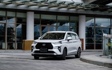 Toyota Việt Nam giảm giá bán tới 38 triệu cho Veloz Cross