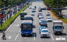 Các tuyến xe buýt đổi lộ trình trong thời gian làm hầm chui Nguyễn Văn Linh
