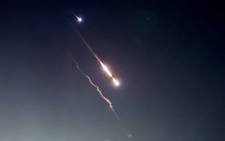 NÓNG: Iran tấn công Israel
