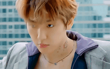 Tin tức giải trí 6-4: Baekhyun (EXO) đến Việt Nam vào nửa đêm