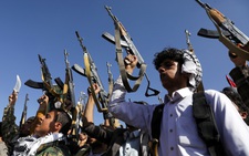 Tin tức thế giới 13-6: Houthi tiếp tục bắn tàu hàng trên Biển Đỏ; Iran tăng làm giàu uranium