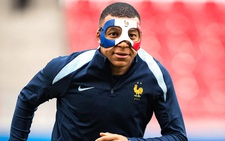 Mbappe xuất hiện với mặt nạ mới, sẵn sàng đánh bại Hà Lan