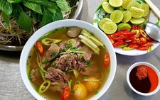 Gốc phở có phải ở TP.HCM đâu mà có tới 8 quán được Michelin Guide chọn?