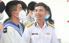 Đưa đồng đội đi thi tốt nghiệp mà... mất ngủ