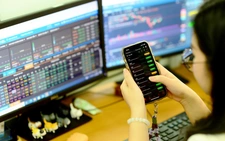 'Trợ lý' AI - cánh tay phải của các tay chơi chứng khoán