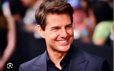 62 tuổi, Tom Cruise tập luyện thế nào để vẫn đóng phim đẹp trai và phong độ?