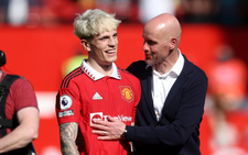 Sao trẻ Man Utd Garnacho thích bài đăng Ronaldo chỉ trích Ten Hag