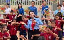 Phó thủ tướng dự Trung thu tại Đắk Lắk kết nối 13 điểm cầu