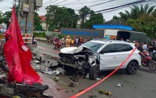 Ô tô lao nhanh tông hàng loạt xe máy ở Đồng Nai