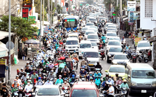 Hạ nhiệt kẹt xe, cần thêm giải pháp