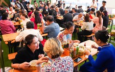 Vietnam Phở Festival in Singapore draws huge crowds, dishes sell out quickly