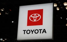 Toyota to invest $912mn in US to boost hybrid output