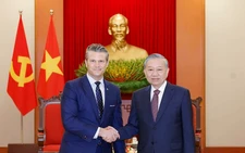 Pentagon chief reiterates commitments to Vietnam during meetings with top leaders