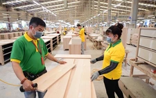 UOB maintains 7.7% GDP growth forecast for Vietnam in 2025