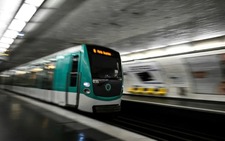 Police arrest suspect after man stabs 3 women in Paris metro