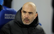 HLV Enzo Maresca tổ chức cuộc họp kỳ lạ ở… căn tin Chelsea