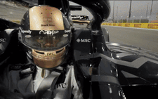 F1 của Brad Pitt tung trailer đua xe gay cấn