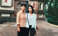 Lên mạng tìm ân nhân cho vay 8 chỉ vàng chữa bệnh cho con 20 năm trước