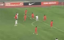 Video: Bàn thắng từ quả phạt đền tranh cãi của U22 Trung Quốc trước U22 Việt Nam