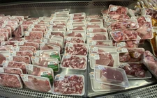 Giá heo hơi lên 80.000 đồng/kg, phó thủ tướng chỉ đạo đánh giá thị trường