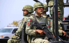 Xả súng vào xe chở dân thường, 4 binh sĩ Mexico bị kết án 40 năm tù
