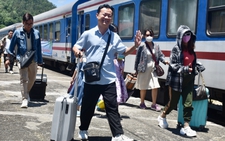 Đi tàu hỏa khám phá Bình Định qua tour du lịch độc đáo