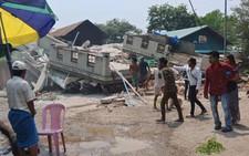 Myanmar một ngày sau động đất: Người dân không dám về  nhà, chờ trung tâm tạm trú