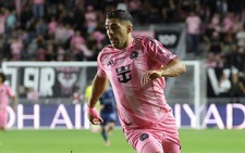 Vắng Messi, Suarez tỏa sáng giúp Inter Miami thắng trận đầu tiên ở MLS
