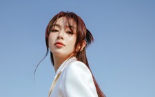 Đổi vé xem phim Nhà gia tiên lấy bánh xèo; Thùy Tiên dự Paris Fashion Week