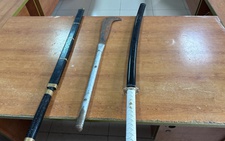 Ghen tuông, thiếu nữ nhắn vào nhóm 'Động yêu tinh', 70 thanh thiếu niên tụ tập 'hỗn chiến'