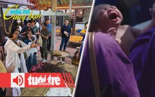 Điểm tin 18h: Khách Việt hủy tour Bangkok; Bé gái chào đời trong rung chấn động đất