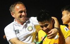 Sau Hoàng Anh Gia Lai, FIFA cấm Thanh Hóa đăng ký cầu thủ