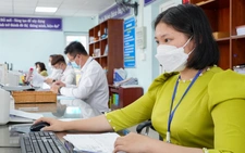 Đề xuất công chức được nghỉ khi làm thủ tục nhà đất, giấy phép lái xe, khám bệnh