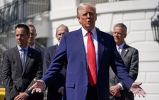 Tin tức thế giới 10-4: Ông Trump lên tiếng ngay về tăng thêm thuế với Trung Quốc, hoãn cho 75 nước