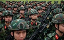 Hạn chế xe đi đường Lê Duẩn, quận 1 để thi công sân khấu lễ 30-4
