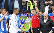 Kylian Mbappe xin lỗi sau pha vào bóng rợn người