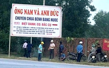Tháo dỡ biển quảng cáo 'chữa bệnh bằng nước'