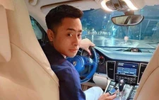 Trước khi bị truy nã, Bùi Đình Khánh khoác áo doanh nhân, đeo đồng hồ xịn, nghe điện thoại Vertu