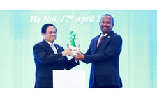Public-private partnerships key to Vietnam's green growth: global leaders