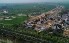 Mặt bằng vành đai 4 vẫn ngổn ngang dù lãnh đạo Hà Nội giao thời hạn 'không được phép muộn hơn'